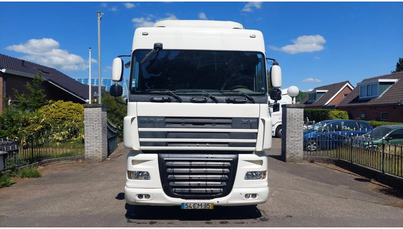 DAF XF 105.410 4x2 - Tractor unit: picture 5 DAF XF 105.410 4x2 - Tractor unit: picture 5