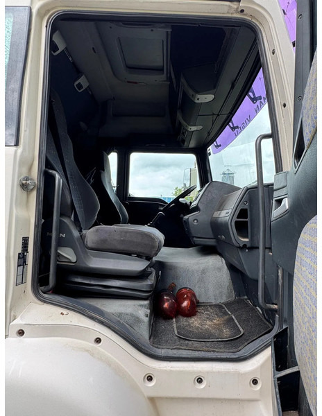 MAN TGA 18.460 MANUAL GEARBOX KIPPER HYDRAULIC MECHANIC INJECTORS - Tractor unit: picture 4 MAN TGA 18.460 MANUAL GEARBOX KIPPER HYDRAULIC MECHANIC INJECTORS - Tractor unit: picture 4