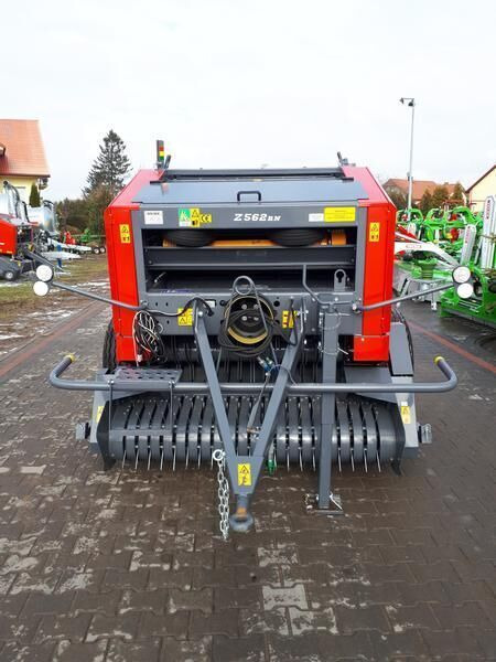 METAL-FACH Prasa Belująca/ πρέσα για σφυρίχτρα/ / Prensa de balas - Bale wrapper: picture 2 METAL-FACH Prasa Belująca/ πρέσα για σφυρίχτρα/ / Prensa de balas - Bale wrapper: picture 2