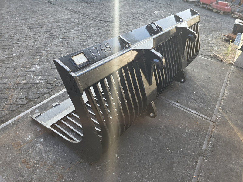 Puinbak volvo l60f l 70shovelbak volvo l60 wiellader bak volvo l60 l70 - Bucket for Construction machinery: picture 4 Puinbak volvo l60f l 70shovelbak volvo l60 wiellader bak volvo l60 l70 - Bucket for Construction machinery: picture 4