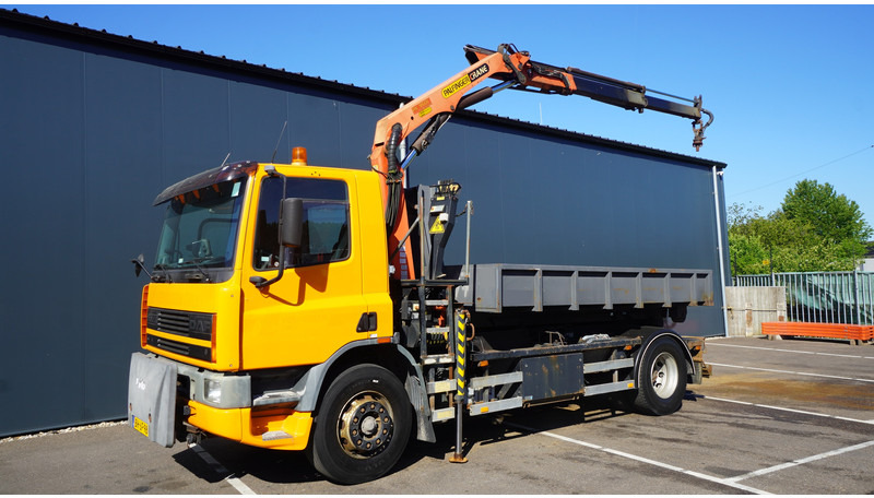 DAF CF 65.210 HOOKARM SYSTEM WITH PALFINGER PK 9501 CRANE - Crane truck: picture 2 DAF CF 65.210 HOOKARM SYSTEM WITH PALFINGER PK 9501 CRANE - Crane truck: picture 2