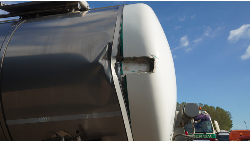 Indox 3 AXLE ADR CHEMICAL AD-BLUE TANK TRAILER 35.115LTR - Tank semi-trailer: picture 4 Indox 3 AXLE ADR CHEMICAL AD-BLUE TANK TRAILER 35.115LTR - Tank semi-trailer: picture 4