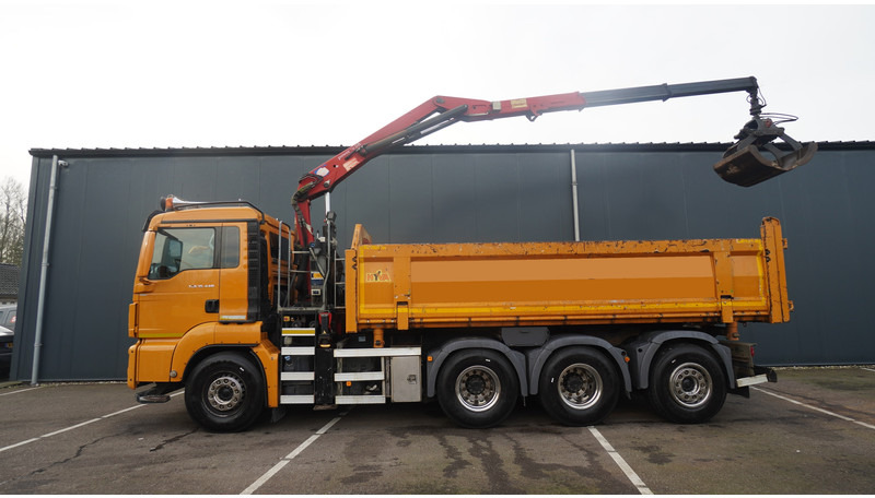 MAN TGS 35-440 8X4 2 SIDE TIPPER WITH HMF Z 1943 CRANE 415.000KM - Crane truck: picture 2 MAN TGS 35-440 8X4 2 SIDE TIPPER WITH HMF Z 1943 CRANE 415.000KM - Crane truck: picture 2