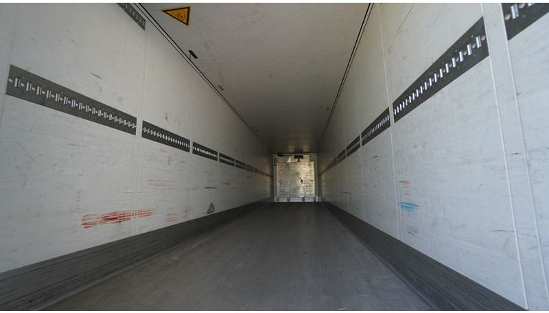 Schmitz Cargobull 3 AXLE FRIGO TRAILER THERMO KING SLXI SPECTRUM - Refrigerator semi-trailer: picture 4 Schmitz Cargobull 3 AXLE FRIGO TRAILER THERMO KING SLXI SPECTRUM - Refrigerator semi-trailer: picture 4
