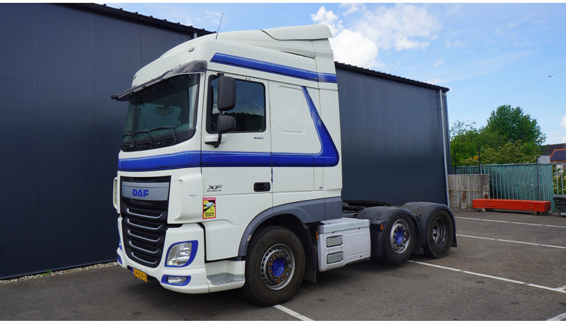 DAF XF 440 6X2 SPACECAB 718.000KM - Tractor unit: picture 3 DAF XF 440 6X2 SPACECAB 718.000KM - Tractor unit: picture 3