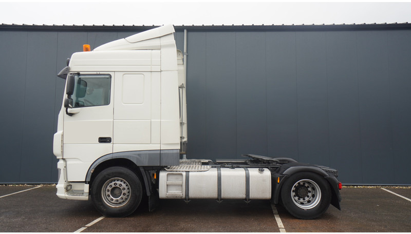 DAF XF 440 EURO 6 SPACECAB - Tractor unit: picture 1 DAF XF 440 EURO 6 SPACECAB - Tractor unit: picture 1