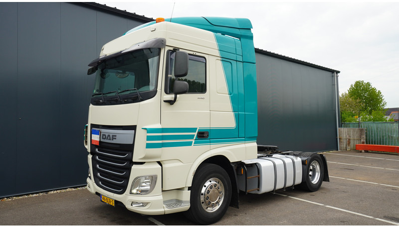 DAF XF 440 SC ADR EURO 6 856.000KM - Tractor unit: picture 3 DAF XF 440 SC ADR EURO 6 856.000KM - Tractor unit: picture 3
