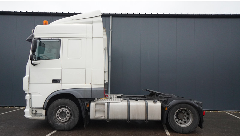 DAF XF 440 SPACECAB EURO 6 872.000KM - Tractor unit: picture 1 DAF XF 440 SPACECAB EURO 6 872.000KM - Tractor unit: picture 1