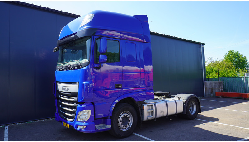DAF XF 460 EURO 6 SSC 885.000km - Tractor unit: picture 3 DAF XF 460 EURO 6 SSC 885.000km - Tractor unit: picture 3