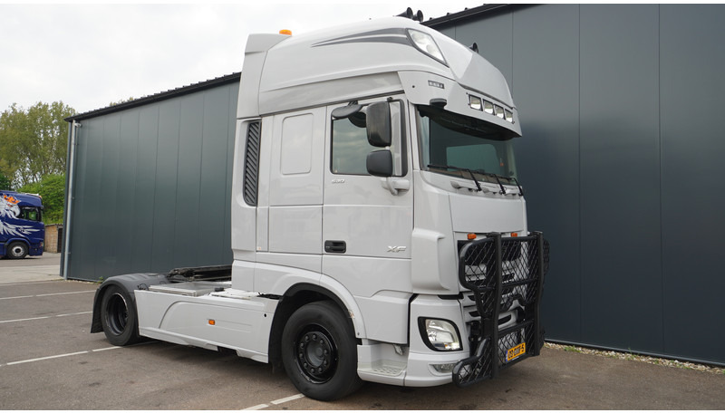 DAF XF530 FT SSC EURO 6 574.000KM INTARDER - Tractor unit: picture 4 DAF XF530 FT SSC EURO 6 574.000KM INTARDER - Tractor unit: picture 4