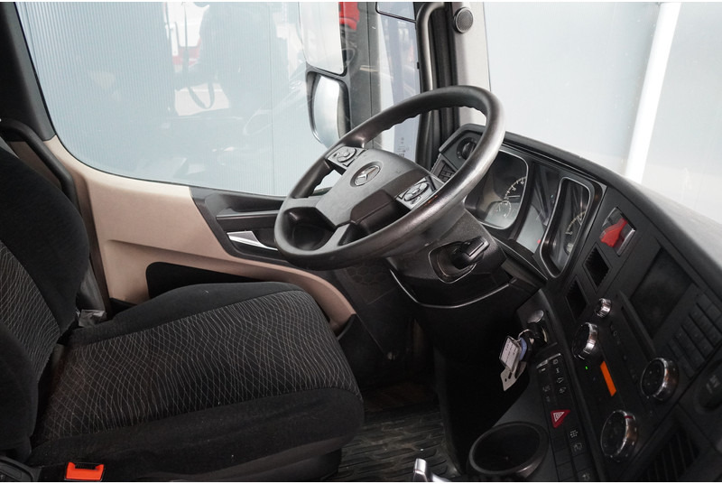 Mercedes-Benz ACTROS 2036 ADR 663.000KM - Tractor unit: picture 5 Mercedes-Benz ACTROS 2036 ADR 663.000KM - Tractor unit: picture 5
