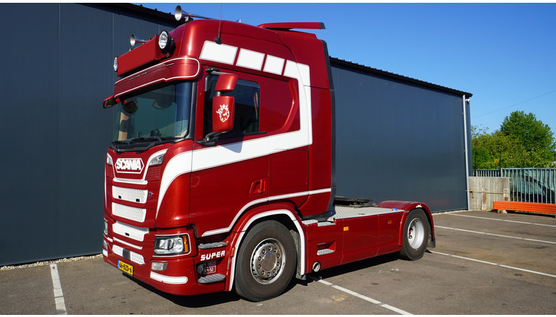 Scania R 450 TOPLINE EURO 6 RETARDER - Tractor unit: picture 3 Scania R 450 TOPLINE EURO 6 RETARDER - Tractor unit: picture 3