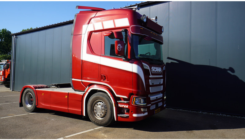 Scania R 450 TOPLINE EURO 6 RETARDER - Tractor unit: picture 4 Scania R 450 TOPLINE EURO 6 RETARDER - Tractor unit: picture 4