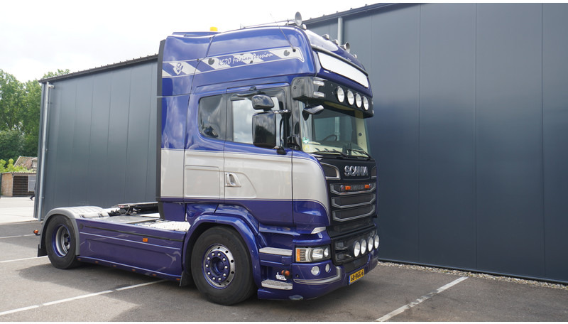 Scania R 520 V8 RETARDER TOPLINE ADR - Tractor unit: picture 4 Scania R 520 V8 RETARDER TOPLINE ADR - Tractor unit: picture 4