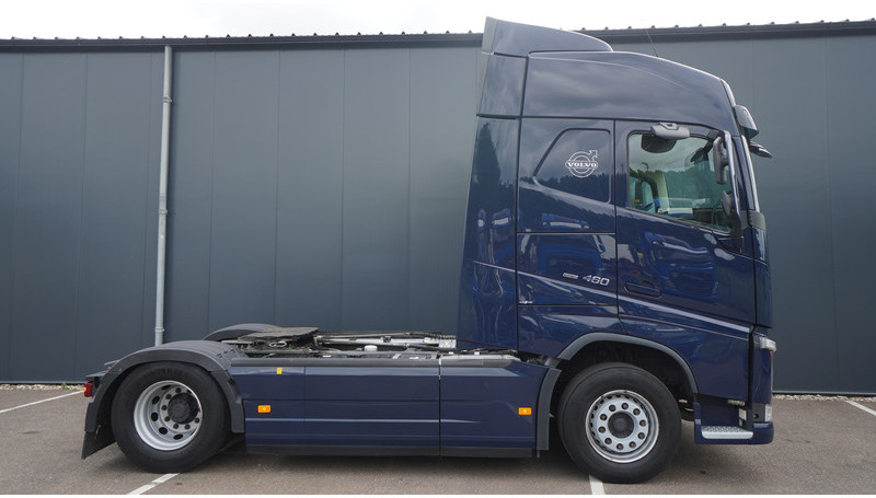 Volvo FH 460 EURO 6 GLOBETROTTER 770.000KM - Tractor unit: picture 2 Volvo FH 460 EURO 6 GLOBETROTTER 770.000KM - Tractor unit: picture 2