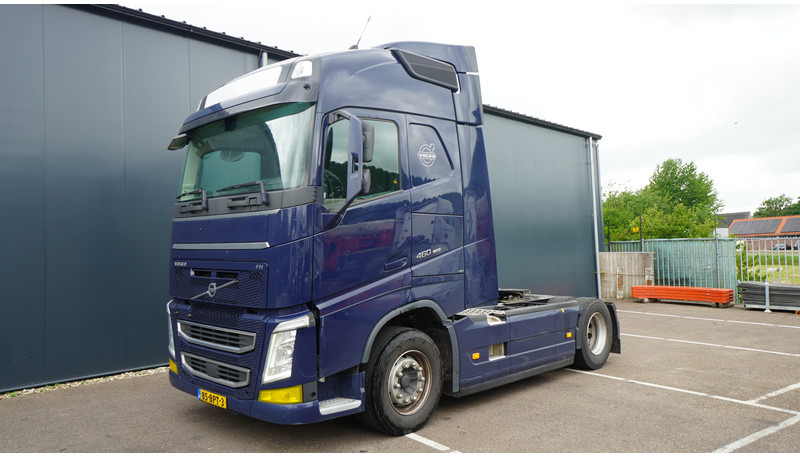 Volvo FH 460 GLOBETROTTER EURO 6 629.000KM - Tractor unit: picture 3 Volvo FH 460 GLOBETROTTER EURO 6 629.000KM - Tractor unit: picture 3