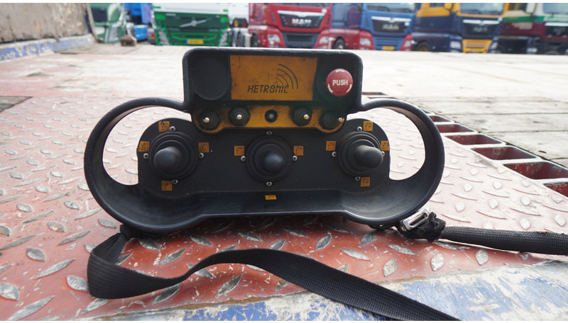 Leasing of Volvo FM 450 8X4 FLATBED WITH GORMACH 3400E6 CRANE Volvo FM 450 8X4 FLATBED WITH GORMACH 3400E6 CRANE: picture 6 Leasing of Volvo FM 450 8X4 FLATBED WITH GORMACH 3400E6 CRANE Volvo FM 450 8X4 FLATBED WITH GORMACH 3400E6 CRANE: picture 6