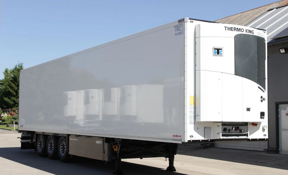 Schmitz Cargobull FP 60 V7 Thermo King SLXi 300 / JAK NOWA / ŚCIANA 7 CM / - Refrigerator semi-trailer: picture 3 Schmitz Cargobull FP 60 V7 Thermo King SLXi 300 / JAK NOWA / ŚCIANA 7 CM / - Refrigerator semi-trailer: picture 3
