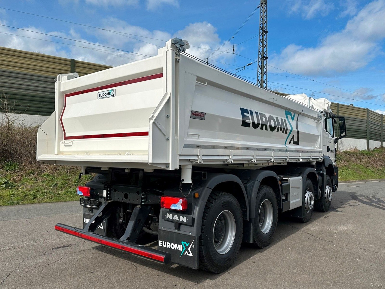 MAN EuromixMTP 3-Seiten-Kipper Aufbauten MAN EuromixMTP 3-Seiten-Kipper Aufbauten - Tipper: picture 4 MAN EuromixMTP 3-Seiten-Kipper Aufbauten MAN EuromixMTP 3-Seiten-Kipper Aufbauten - Tipper: picture 4