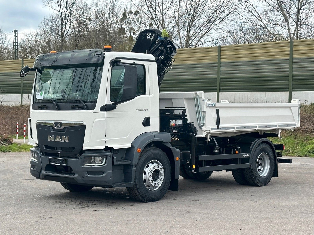 MAN TGM 18.320 4x2 Euro6e Hiab X-HiDuo 138DS-3 - Tipper, Crane truck: picture 2 MAN TGM 18.320 4x2 Euro6e Hiab X-HiDuo 138DS-3 - Tipper, Crane truck: picture 2
