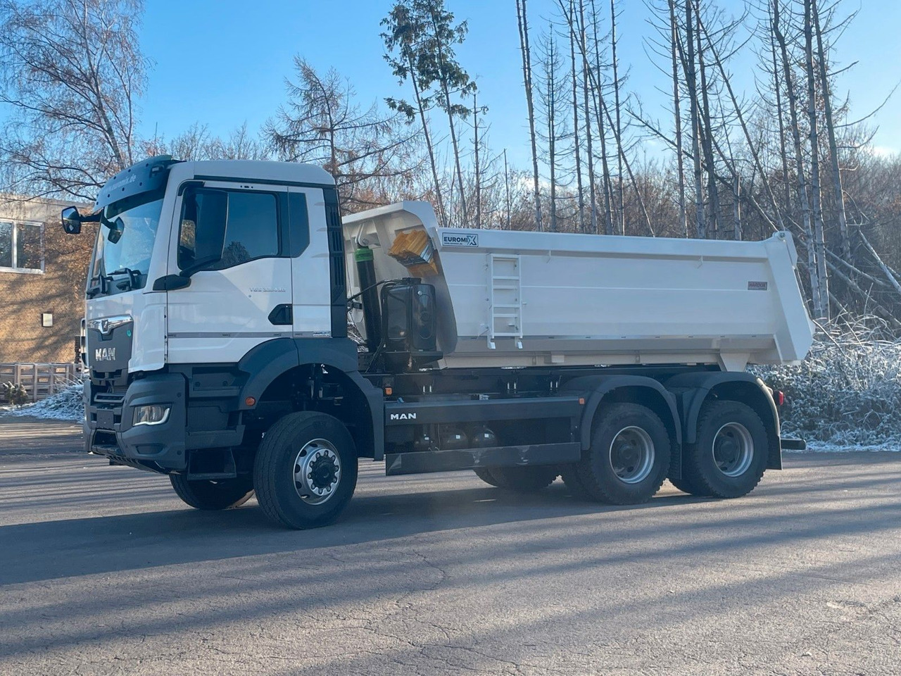 MAN TGS 33.440 6x6 /Euro6e Mulden-Kipper EuromixMTP - Tipper: picture 3 MAN TGS 33.440 6x6 /Euro6e Mulden-Kipper EuromixMTP - Tipper: picture 3