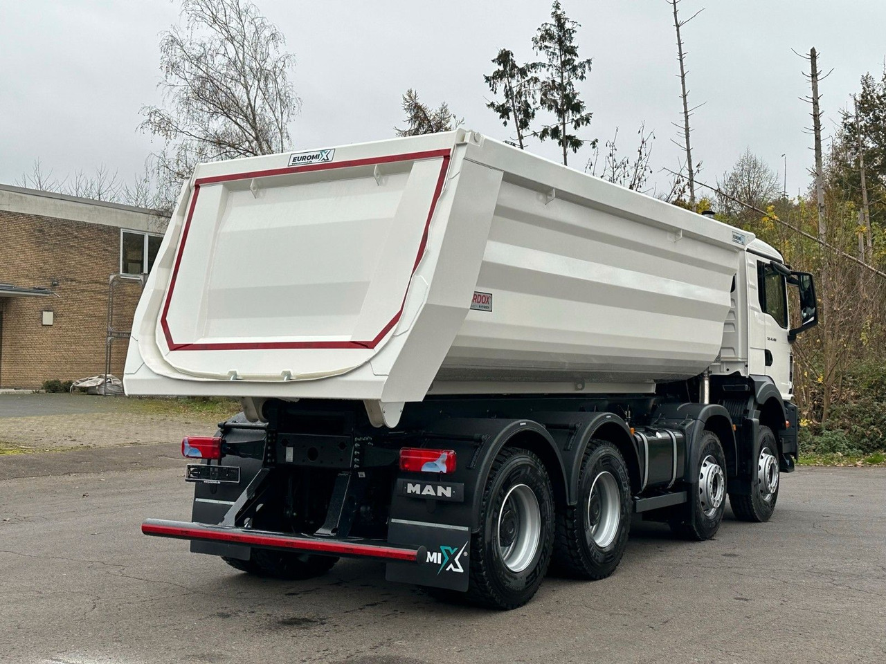 MAN TGS 41.400 8x4 / EUROMIX MTP 20m³/ EURO2 Kipper - Tipper: picture 4 MAN TGS 41.400 8x4 / EUROMIX MTP 20m³/ EURO2 Kipper - Tipper: picture 4