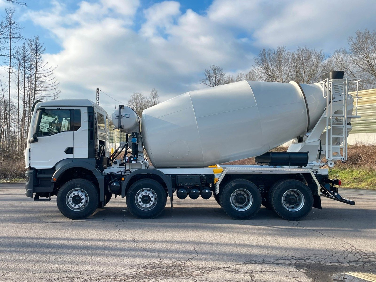 MAN TGS 41.400 8x4 / EuromixMTP EM 10m³ R/ EURO 5 MAN TGS 41.400 8x4 / EuromixMTP EM 10m³ R/ EURO 5 - Concrete mixer truck: picture 4 MAN TGS 41.400 8x4 / EuromixMTP EM 10m³ R/ EURO 5 MAN TGS 41.400 8x4 / EuromixMTP EM 10m³ R/ EURO 5 - Concrete mixer truck: picture 4