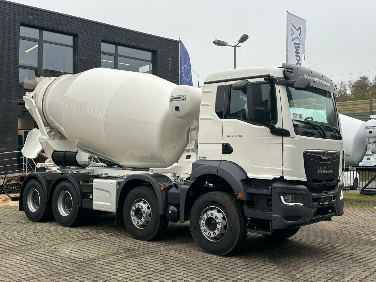 MAN TGS 41.480 8x4 WECHSELSYSTEM KIPPER+MISCHER - Tipper: picture 5 MAN TGS 41.480 8x4 WECHSELSYSTEM KIPPER+MISCHER - Tipper: picture 5