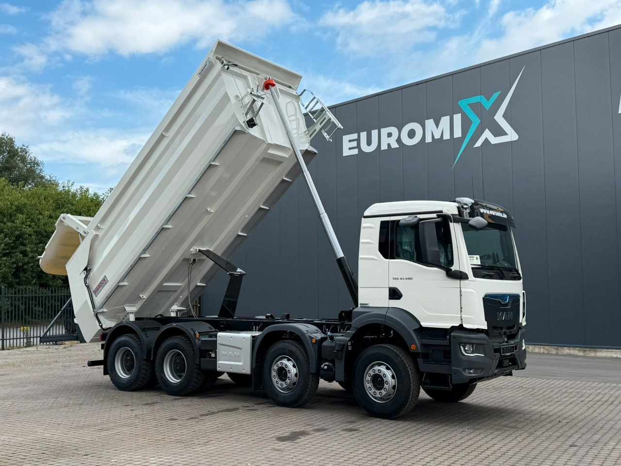 MAN TGS 41.480 BB 8X4 Euromix Mulden Kipper HARDOX - Tipper: picture 1 MAN TGS 41.480 BB 8X4 Euromix Mulden Kipper HARDOX - Tipper: picture 1