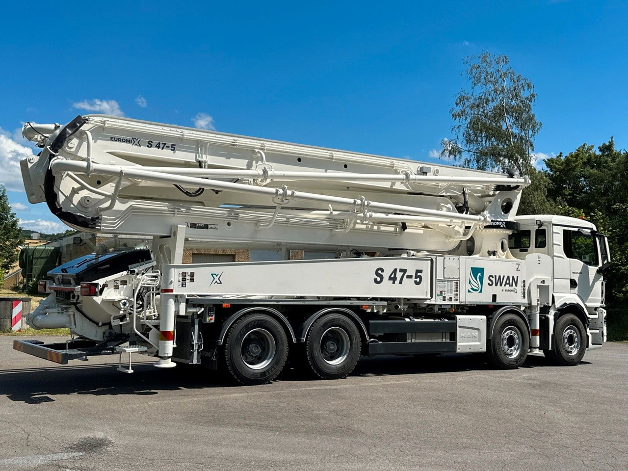 Concrete mixer truck MAN TGS 41.520 8x4 SWAN TSP 47-5 160RZ    ( 47m ): picture 6
