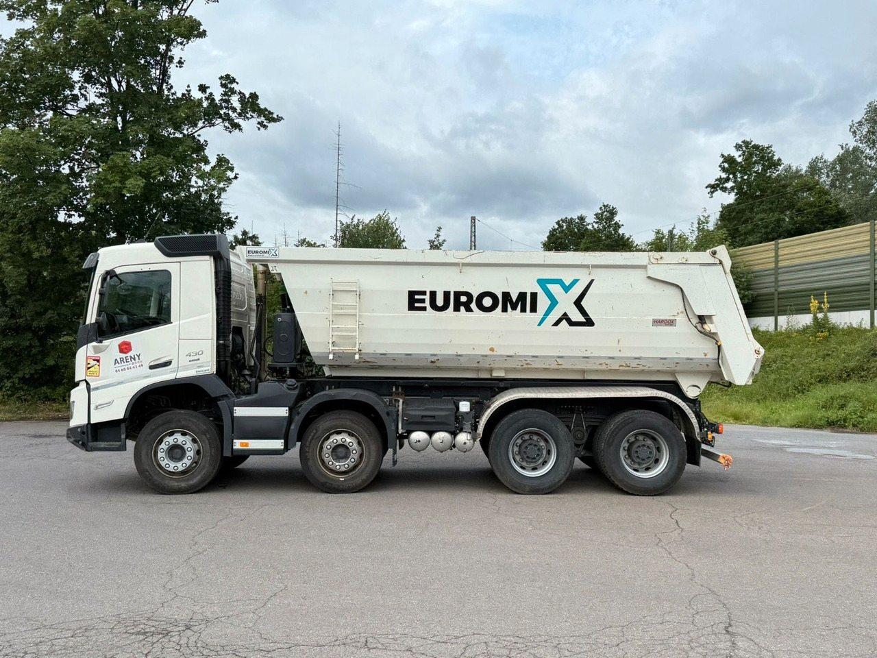 Volvo FMX 430 8X4 EuromixMTP 16m³ Hydraulische Klappe - Tipper: picture 3 Volvo FMX 430 8X4 EuromixMTP 16m³ Hydraulische Klappe - Tipper: picture 3