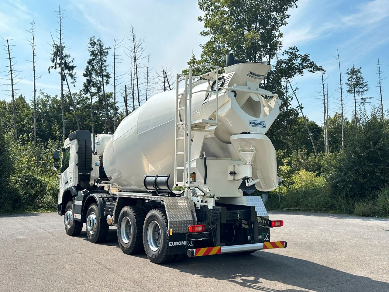 Volvo FMX 460 8x4 / EuromixMTP EM 9 L Euro6e - Concrete mixer truck: picture 5 Volvo FMX 460 8x4 / EuromixMTP EM 9 L Euro6e - Concrete mixer truck: picture 5