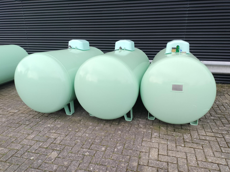 De Visser Propaan/Butaan LPG tank 1600 (0,8 ton) Gastank, Gas, Gaz, LPG, GPL, Propane, Butane Ø1000 including tankfittings - Fuel tank for Truck: picture 2 De Visser Propaan/Butaan LPG tank 1600 (0,8 ton) Gastank, Gas, Gaz, LPG, GPL, Propane, Butane Ø1000 including tankfittings - Fuel tank for Truck: picture 2