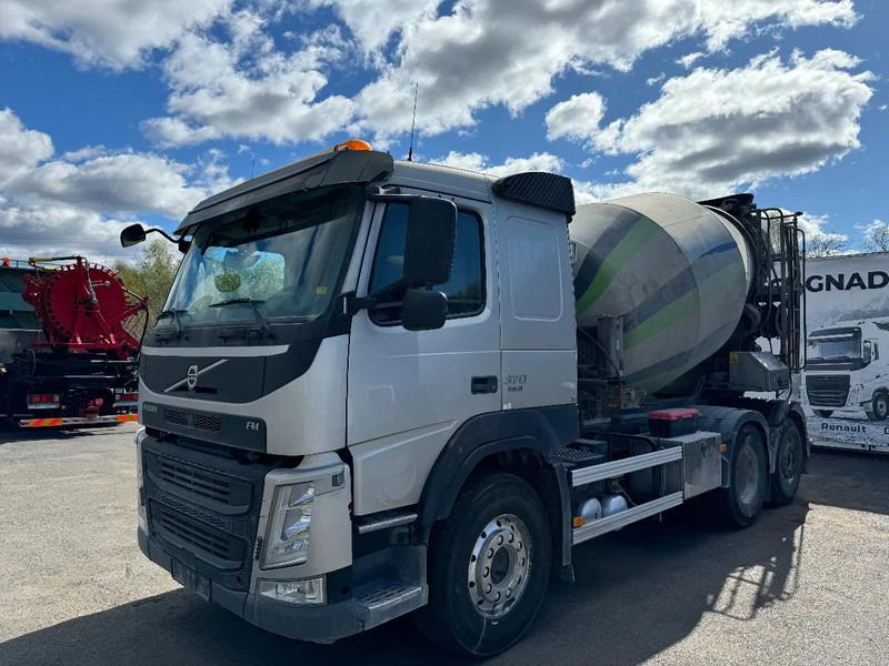 Volvo FM 370 6x2*4, 8m3 Mixer + Hyrdaulic slide, 2016 - Concrete mixer truck: picture 3 Volvo FM 370 6x2*4, 8m3 Mixer + Hyrdaulic slide, 2016 - Concrete mixer truck: picture 3