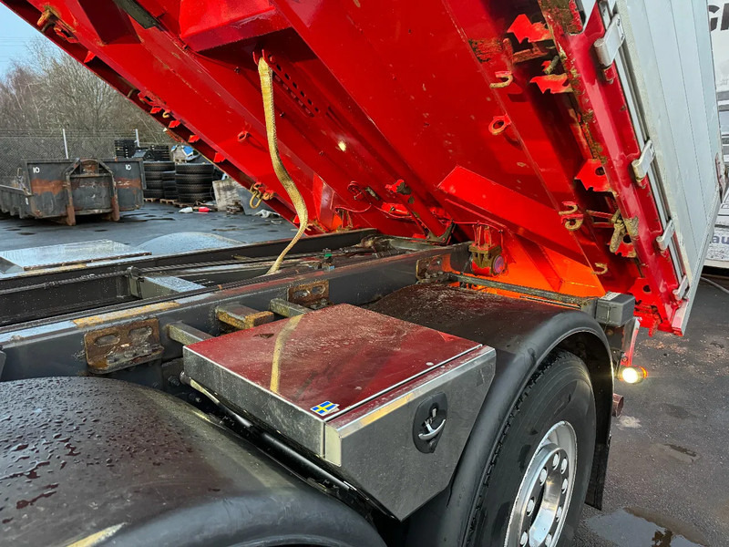 Tipper, Crane truck Volvo FMX 410 6x2*4, Tipper & Crane, 2015: picture 9