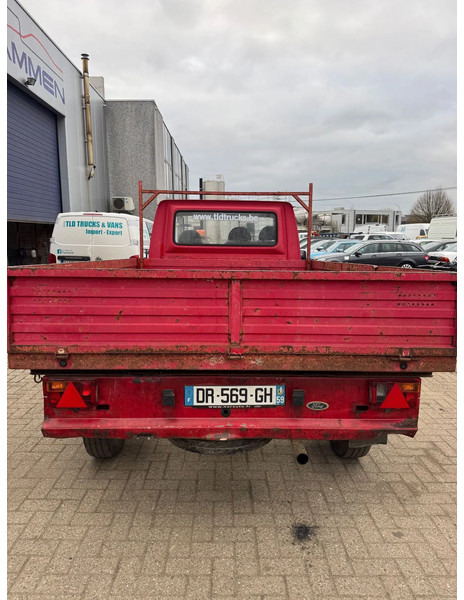 Ford Transit **FRENCH ORIGIN-DIESEL** - Flatbed van: picture 5 Ford Transit **FRENCH ORIGIN-DIESEL** - Flatbed van: picture 5