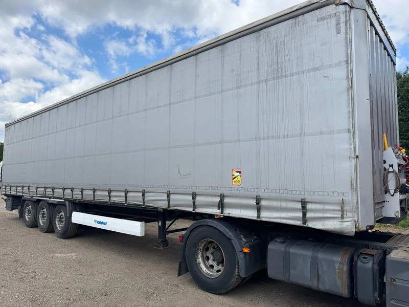 Krone **SAF AXXLE-SLIDING ROOF** - Curtainsider semi-trailer: picture 3 Krone **SAF AXXLE-SLIDING ROOF** - Curtainsider semi-trailer: picture 3