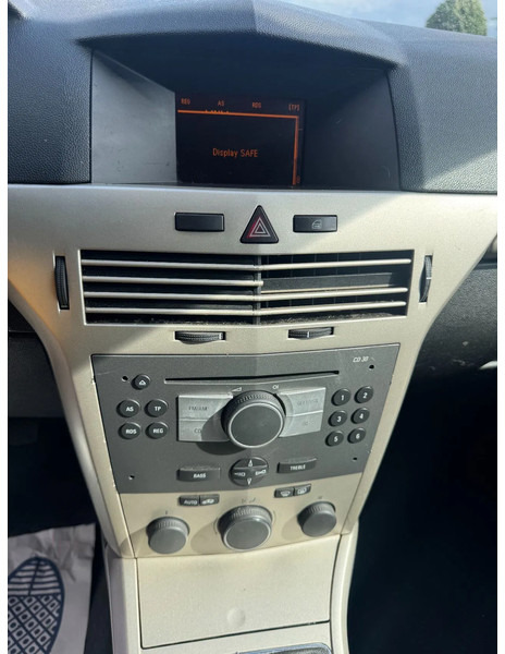 Estate car Opel Astra **1700CDTI-AIRCO-EURO 4**: picture 13