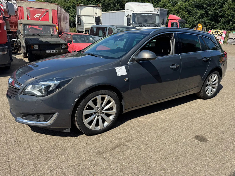 Opel Insignia **EURO 6B-AIRCO-KLIMA** - Car: picture 3 Opel Insignia **EURO 6B-AIRCO-KLIMA** - Car: picture 3