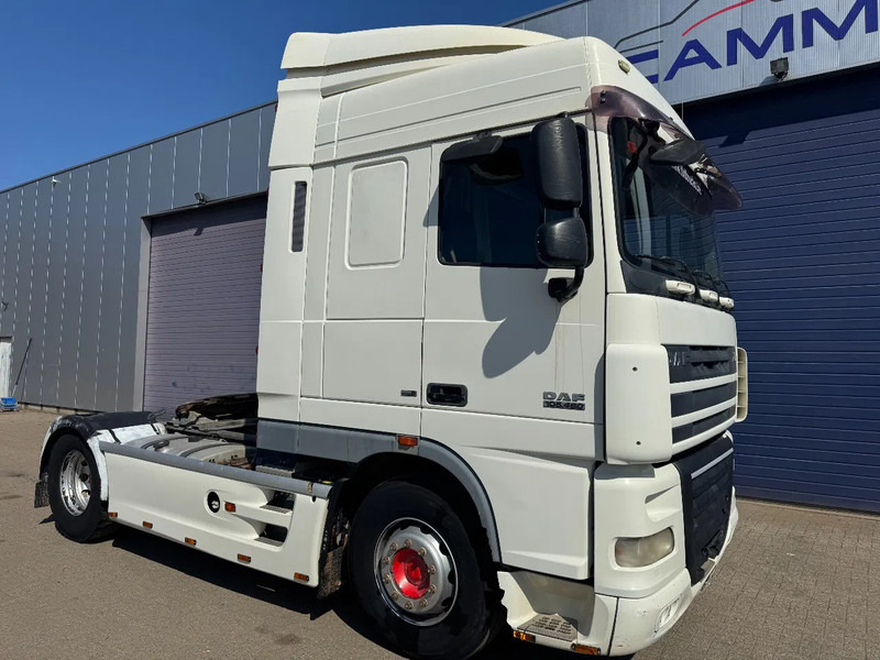 DAF XF 105.460 **EURO 5-RETARDER** - Tractor unit: picture 2 DAF XF 105.460 **EURO 5-RETARDER** - Tractor unit: picture 2