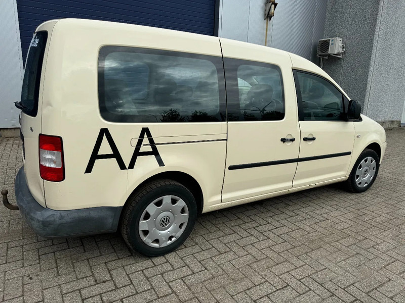 Volkswagen **CADDY MAXI-7SEATS-TAXI** - Passenger van: picture 4 Volkswagen **CADDY MAXI-7SEATS-TAXI** - Passenger van: picture 4