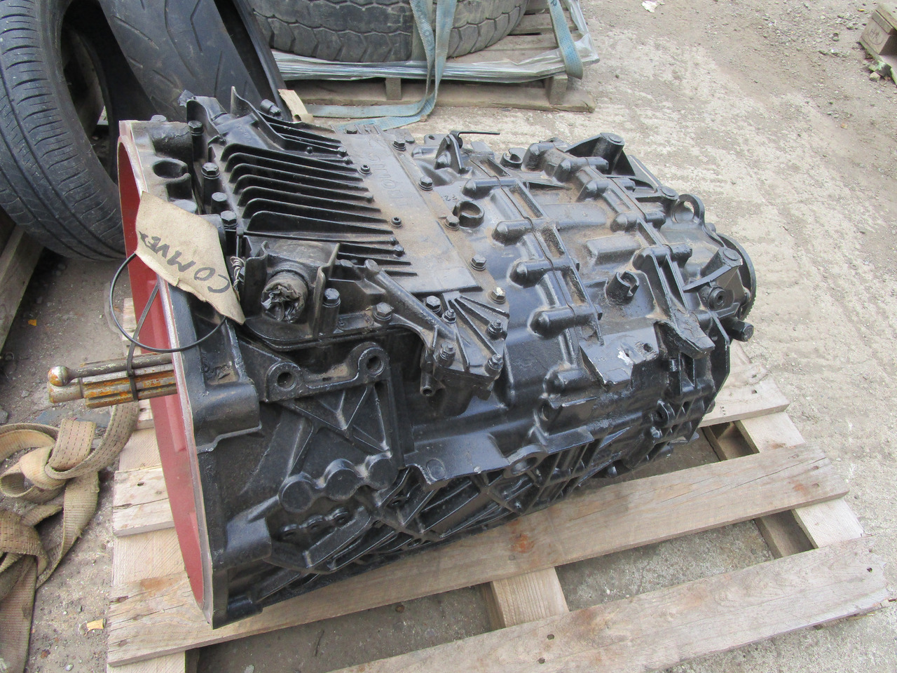 MAN ZF ASTRONIC GEARBOX TYPE 12AS2330TD - Gearbox for Truck: picture 3 MAN ZF ASTRONIC GEARBOX TYPE 12AS2330TD - Gearbox for Truck: picture 3
