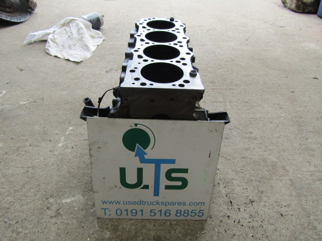 MITSUBISHI 4M42 STD BLOCK - Engine and parts for Truck: picture 1 MITSUBISHI 4M42 STD BLOCK - Engine and parts for Truck: picture 1