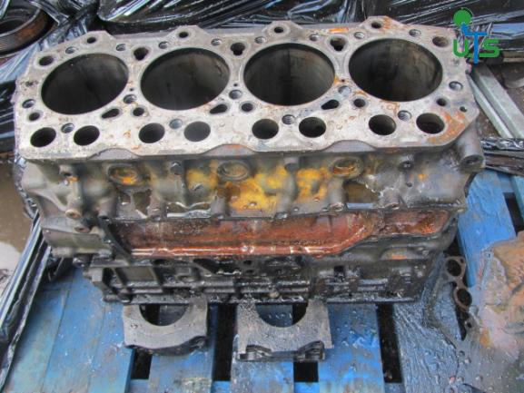 MITSUBISHI CANTER 4D34 ENGINE BLOCK - Engine and parts for Truck: picture 1 MITSUBISHI CANTER 4D34 ENGINE BLOCK - Engine and parts for Truck: picture 1