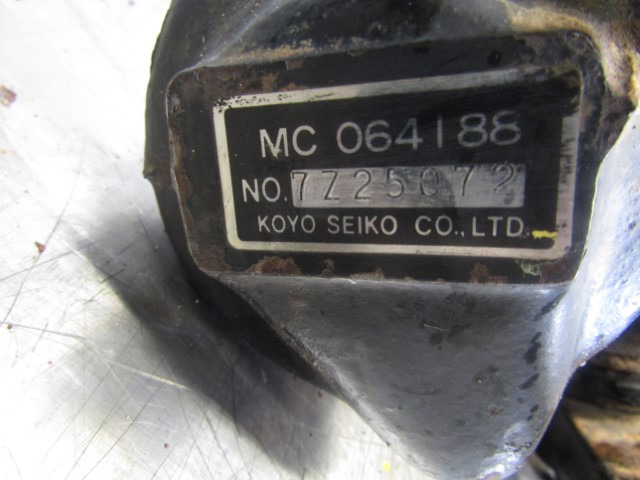 MITSUBISHI CANTER STEERING BOX MC064188 / 7225075 - Steering for Truck: picture 2 MITSUBISHI CANTER STEERING BOX MC064188 / 7225075 - Steering for Truck: picture 2