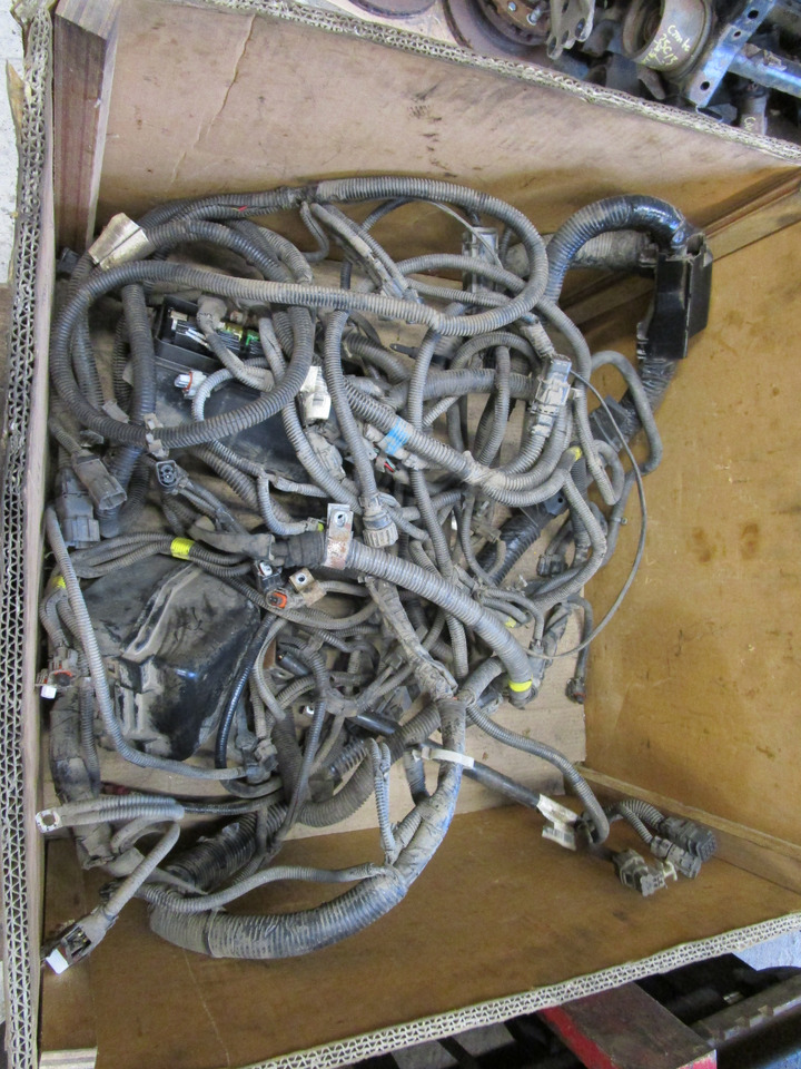 MITSUBISHI FUSO 4P10 COMPLETE WIRING HARNESS - Electrical system for Truck: picture 2 MITSUBISHI FUSO 4P10 COMPLETE WIRING HARNESS - Electrical system for Truck: picture 2