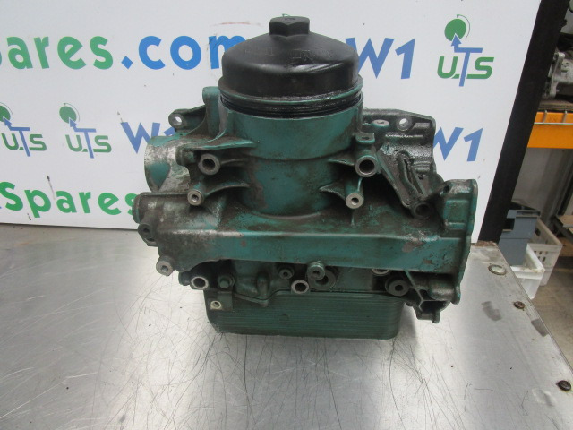 VOLVO FE 240/280 D7E OIL FILTER HOUSING / OIL COOLER - Engine and parts for Truck: picture 1 VOLVO FE 240/280 D7E OIL FILTER HOUSING / OIL COOLER - Engine and parts for Truck: picture 1