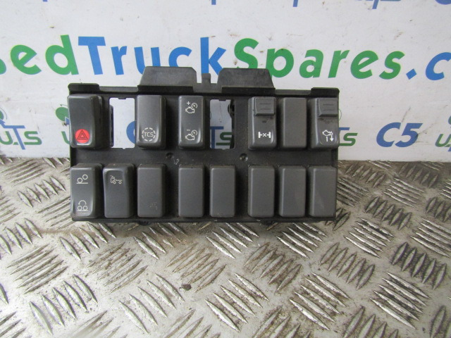 VOLVO FE SWITCH BOARD CLUSTER COMPLETE - Electrical system for Truck: picture 1 VOLVO FE SWITCH BOARD CLUSTER COMPLETE - Electrical system for Truck: picture 1
