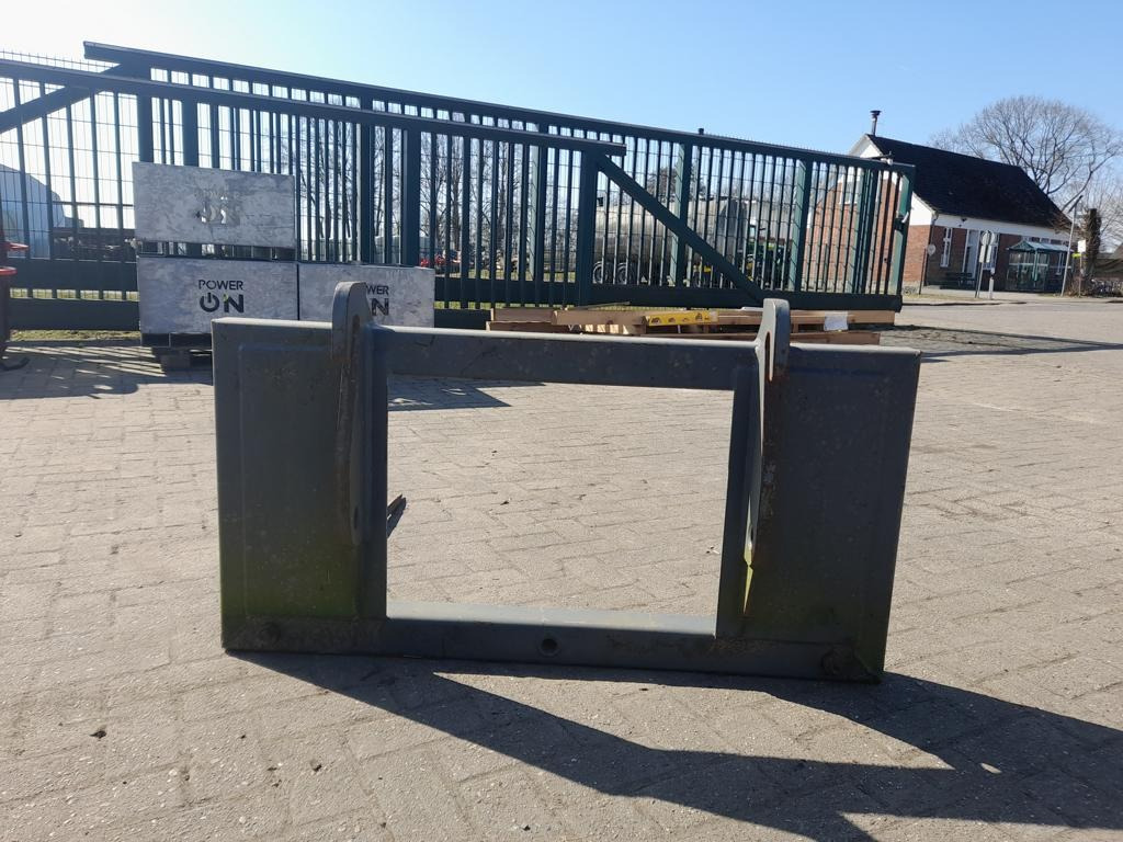 BALLENSPIESS - Front loader for tractor: picture 2 BALLENSPIESS - Front loader for tractor: picture 2