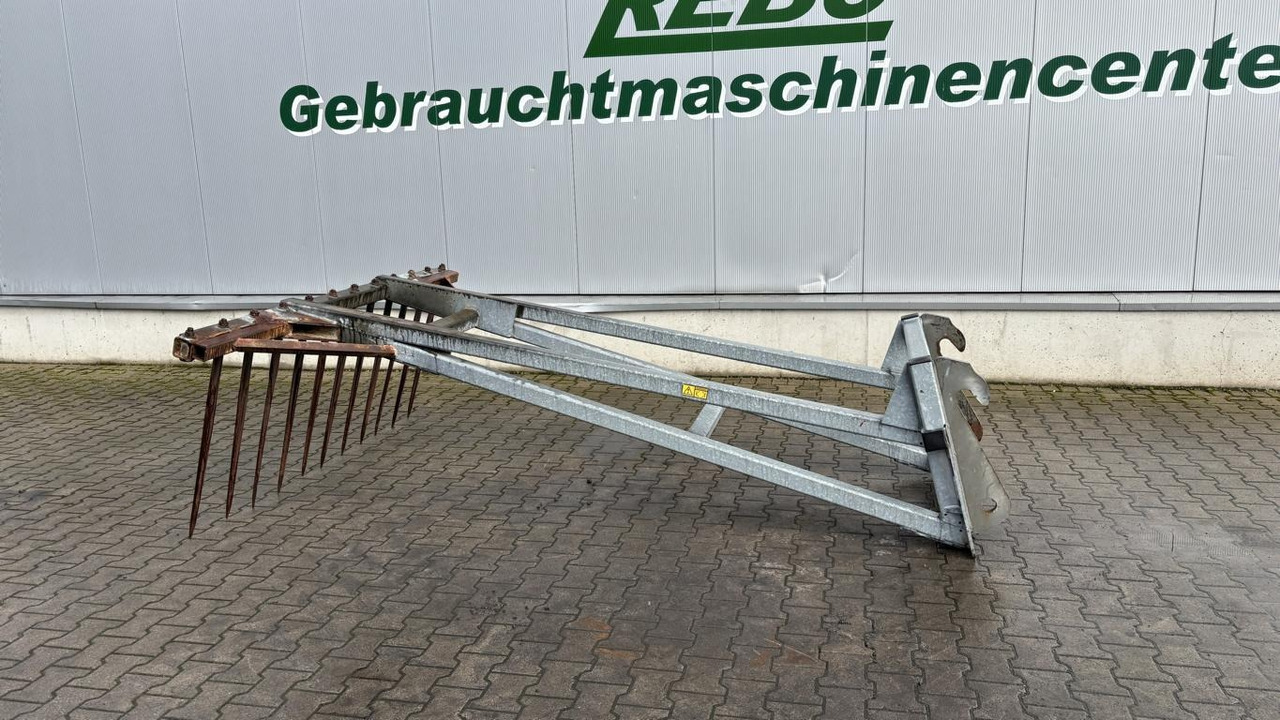 Fliegl SILOPRATZE 3000 MM - Silage equipment: picture 1 Fliegl SILOPRATZE 3000 MM - Silage equipment: picture 1